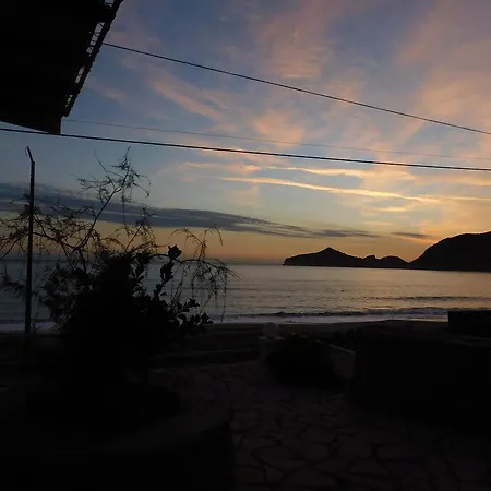 Апартаменты Evgenios Агиос-Георгиос-Пагон